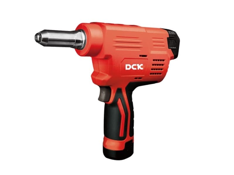 Заклепочник аккумуляторный DCK KDPM50EK, 2×2А/ч, 2,4–5,0мм, кейс
